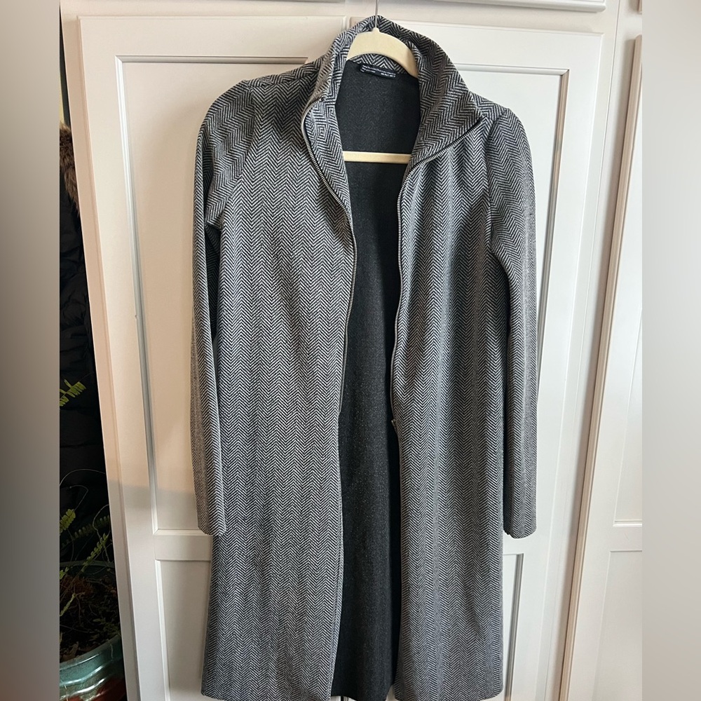 Zara Black and Gray Herringbone Tunic Cardigan
